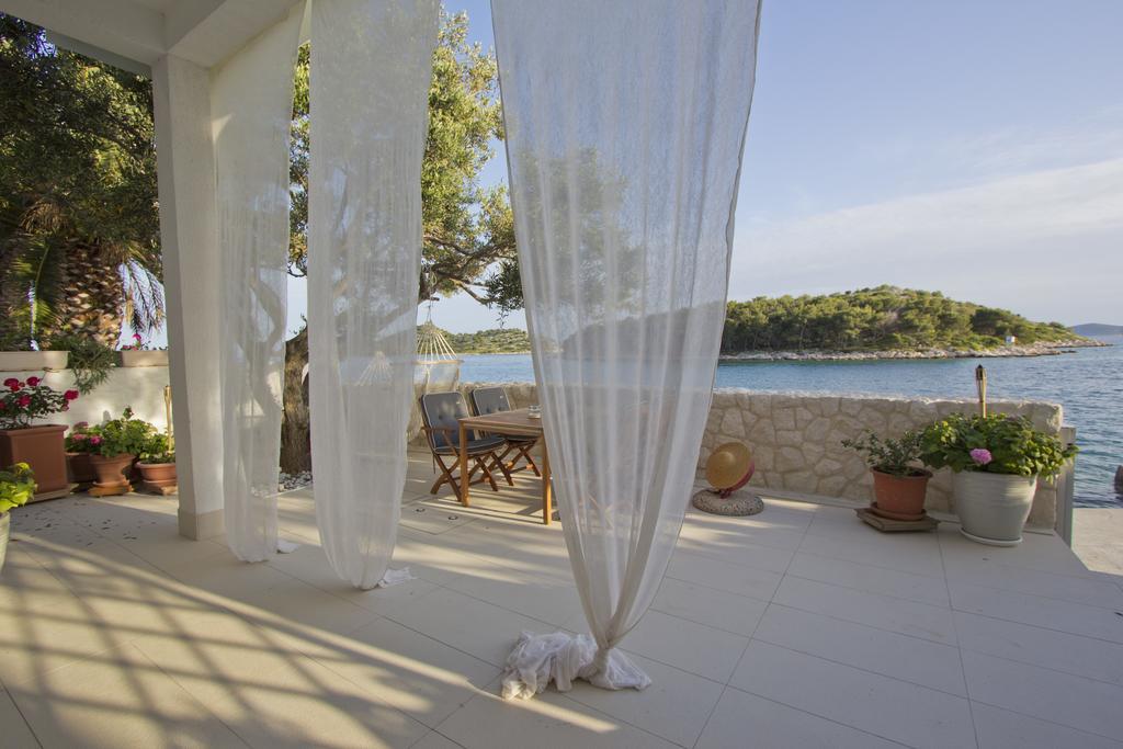 Casa Mano Tribunj With Beach 외부 사진